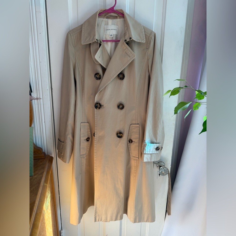 Banana Republic Beige Double-Breasted Trench Coat